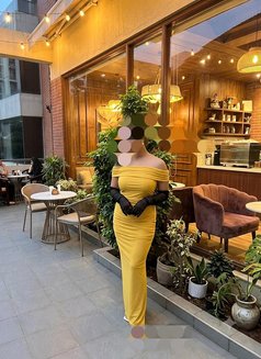 Nisha Singh - puta in Bangalore Photo 1 of 7