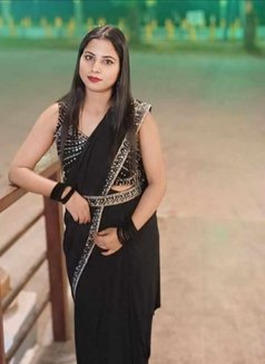 Nisha Singh Only Real Meet - puta in Hyderabad Photo 1 of 1