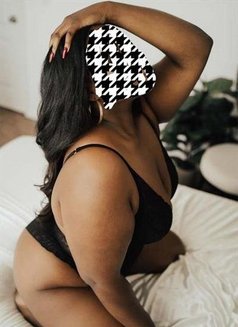 Nisha - escort in Colombo Photo 1 of 1