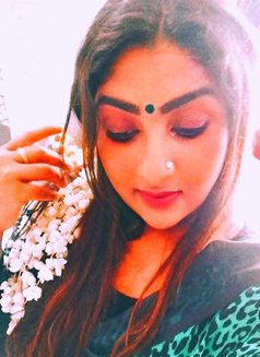 Merra - escort in Colombo Photo 3 of 5