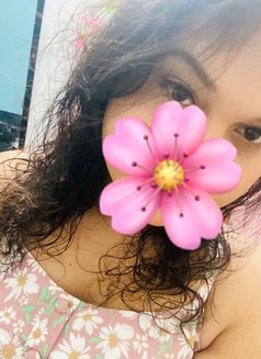 Nisha - Transsexual escort in Colombo Photo 1 of 4