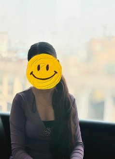 Nisha Srivastava high class escort - puta in Noida Photo 6 of 8