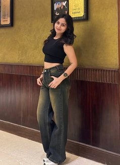 Nisha Suthar - escort in Kanpur Photo 1 of 4