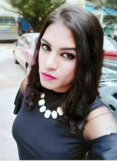 Nisha Versatile Avl - Transsexual escort in Mumbai Photo 3 of 6