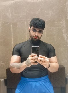 Nishan - Acompañantes masculino in Noida Photo 9 of 9