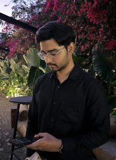 Nishant - Male escort in Bangalore Photo 2 of 3