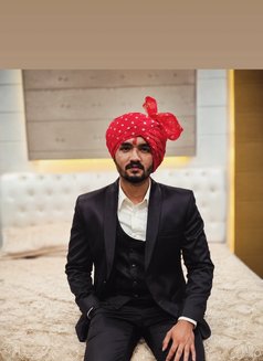 Nishant MR - masseur in New Delhi Photo 2 of 6