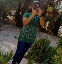 Nishaya - escort in Colombo