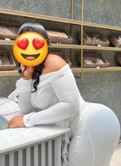 NISHERO - escort in Gurgaon Photo 4 of 7