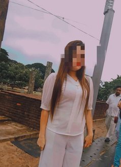 Nishi B to B - escort in Colombo Photo 4 of 4