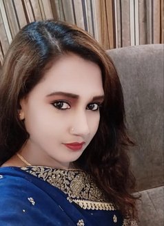 Nishi - puta in Kathmandu Photo 2 of 5