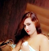 Nishi - puta in Kathmandu