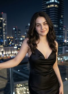 Nishi Indian Student - escort in Dubai Photo 5 of 5