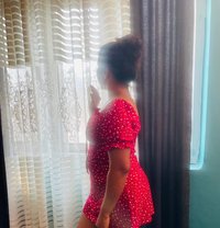 Nishi Perera - Masajista in Colombo