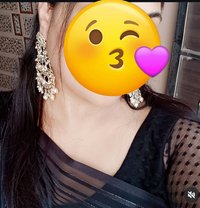 Nishi Tyagi - puta in Nagpur