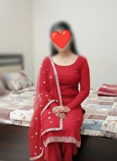 Nishu (Cam Show and Real Meet Service) - escort in Hyderabad Photo 2 of 3