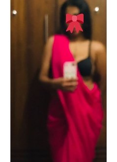 NISHU GFE ,Anel IN & Out call GEF 19yy - escort in Colombo Photo 9 of 10