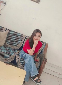 Nishu - escort in Gurgaon Photo 1 of 3