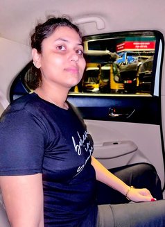 Nishu - escort in Mumbai Photo 3 of 3