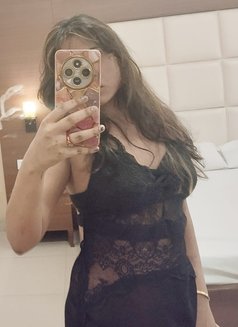 Nishu Real/cam - escort in New Delhi Photo 3 of 3