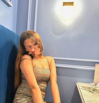 Nishu Real meet and Cam low price - puta in Hyderabad