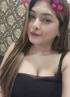 Nishu real meet incall - escort in Mumbai Photo 23 of 26