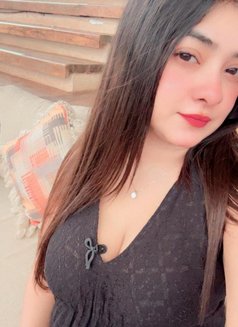 Nishu real meet - escort in New Delhi Photo 13 of 15