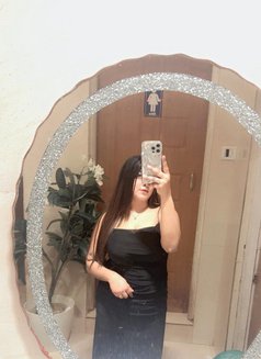 Nishu real meet - escort in New Delhi Photo 15 of 15