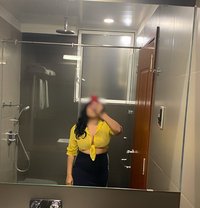 Nishu Romantic GFE - escort in Colombo