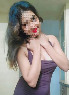 Nishuyadav - escort in Hyderabad Photo 2 of 3