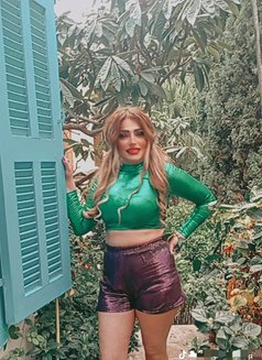 Nisoo - escort in Beirut Photo 2 of 4