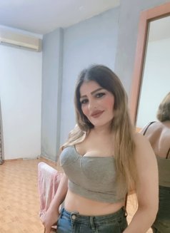 Nisoo - escort in Beirut Photo 3 of 4