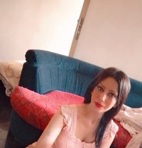 Meme - escort in Beirut