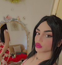 Nissan - Acompañantes transexual in Beirut