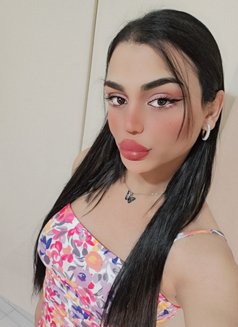 Nissan - Transsexual escort in Beirut Photo 20 of 26