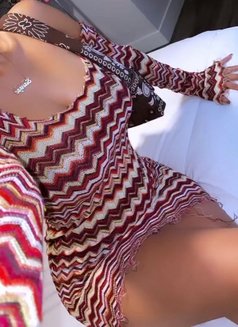 Nita - escort in Cairo Photo 1 of 6