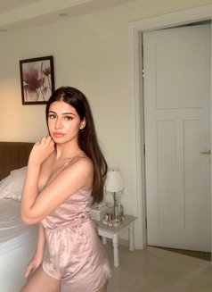 Nita Indian - escort in Jeddah Photo 3 of 5
