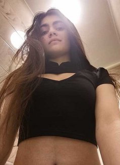 Nita - escort in Bangkok Photo 1 of 6