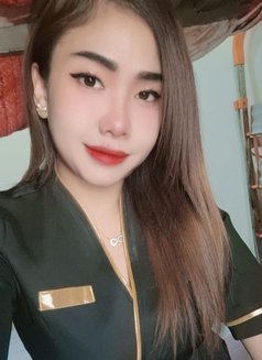 Nita New Lady Azaiba - puta in Muscat Photo 2 of 9