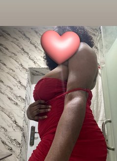 Nita - puta in Abuja Photo 2 of 5