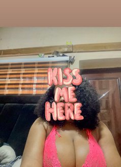 Nita - puta in Abuja Photo 5 of 5