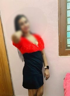 Nite Real Meet and Cam Show - puta in Chennai Photo 2 of 3