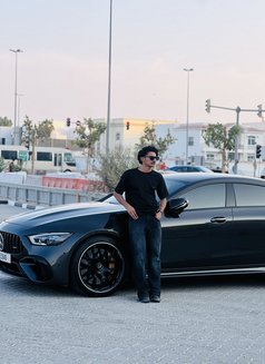 Nithu - Acompañante masculino in Dubai Photo 4 of 4