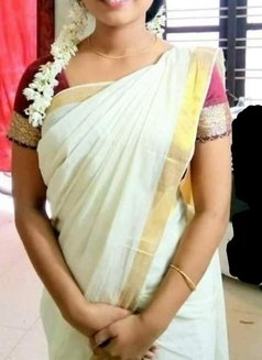 Nithya - escort in Chennai Photo 2 of 2