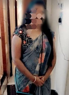 Nithya - escort in Chennai Photo 1 of 3