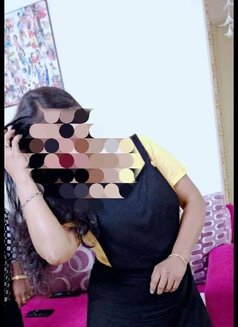 Nithya - escort in Hyderabad Photo 2 of 2