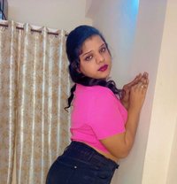 Daicy here - Acompañantes transexual in Hyderabad