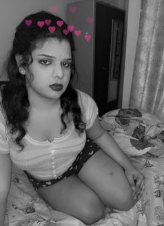 Daicy here - Transsexual escort in Hyderabad Photo 5 of 5