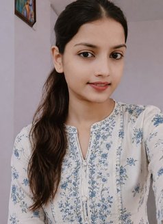 Nitika (Cam & Meet) - puta in Pune Photo 2 of 2