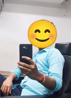 Nitin - Acompañantes masculino in Bangalore Photo 3 of 3